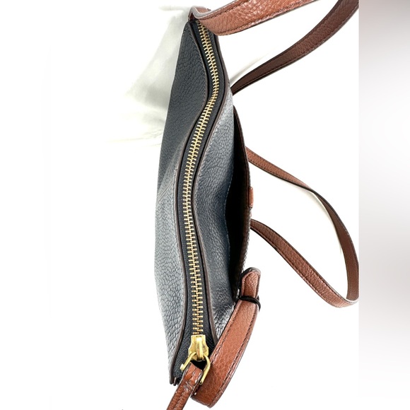 Fossil Black Pebbled Leather Small Crossbody Bag Brown Leather Trim shs1938 - Picture 7 of 12